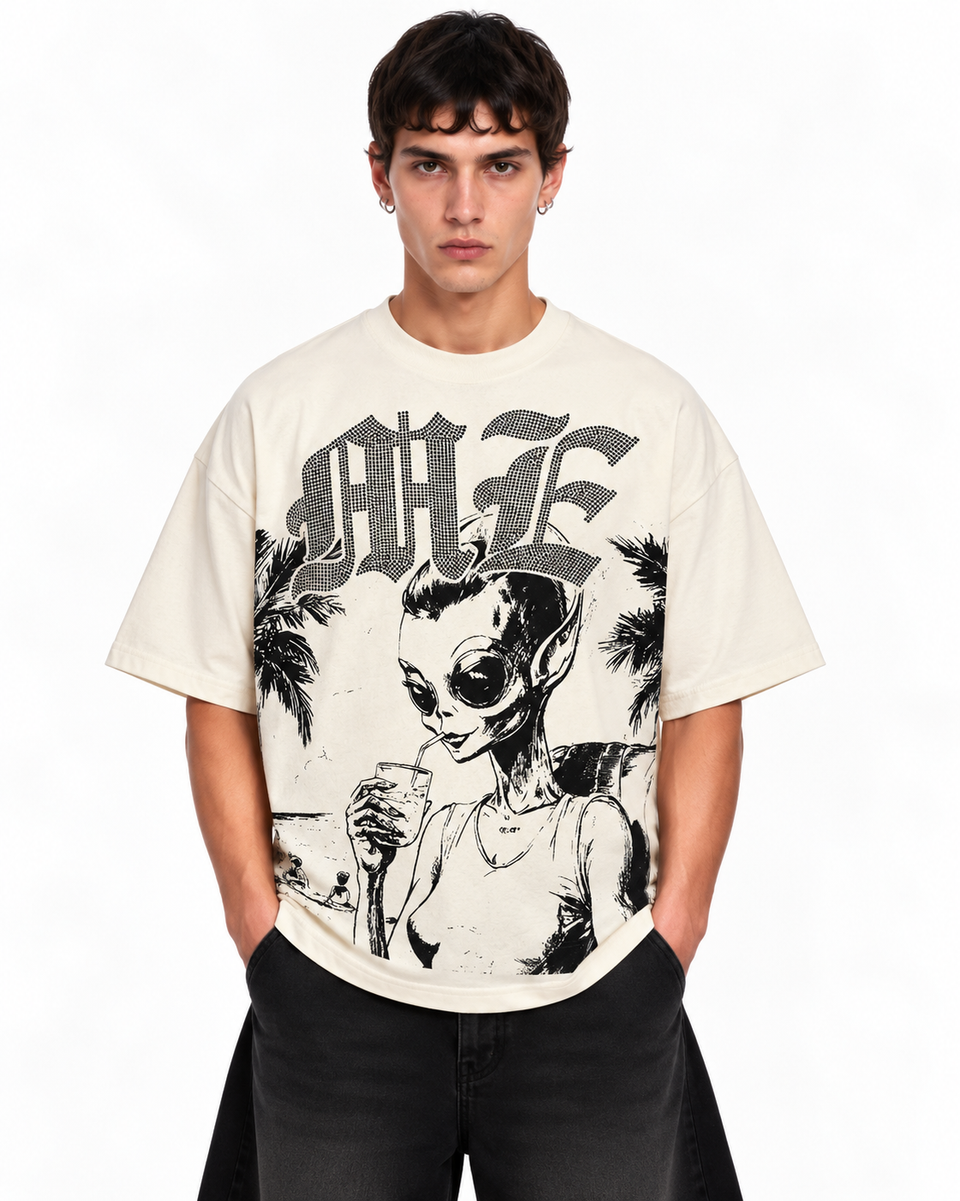 Alien ME Tee crudo - modelo frente