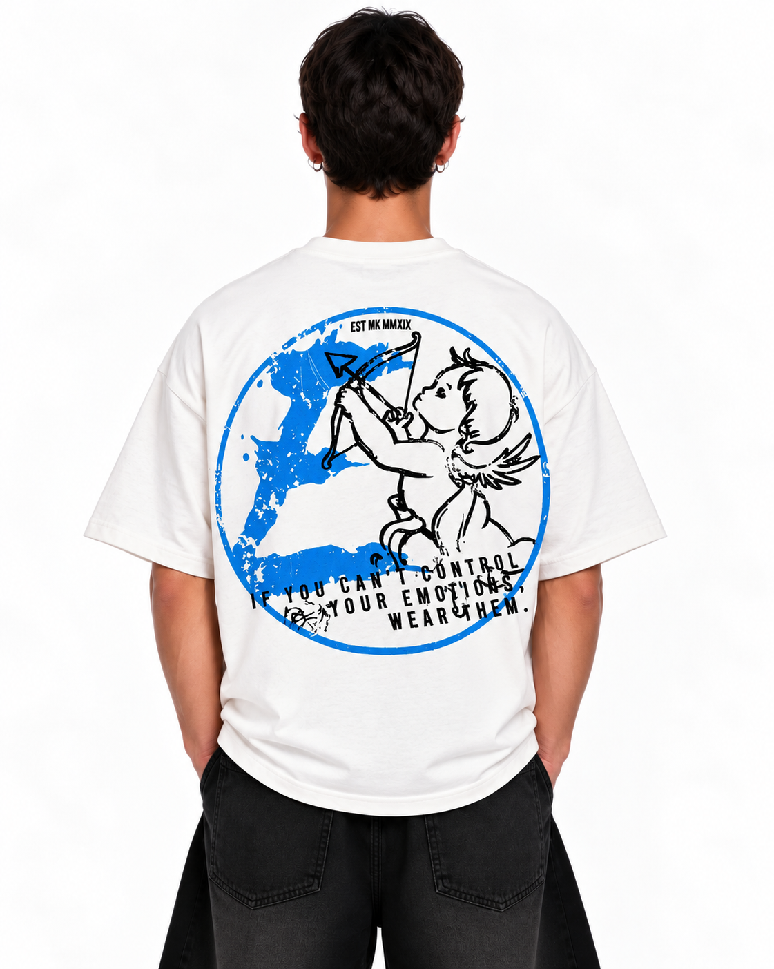 Emotional Closet Tee blanco y azul - modelo espalda