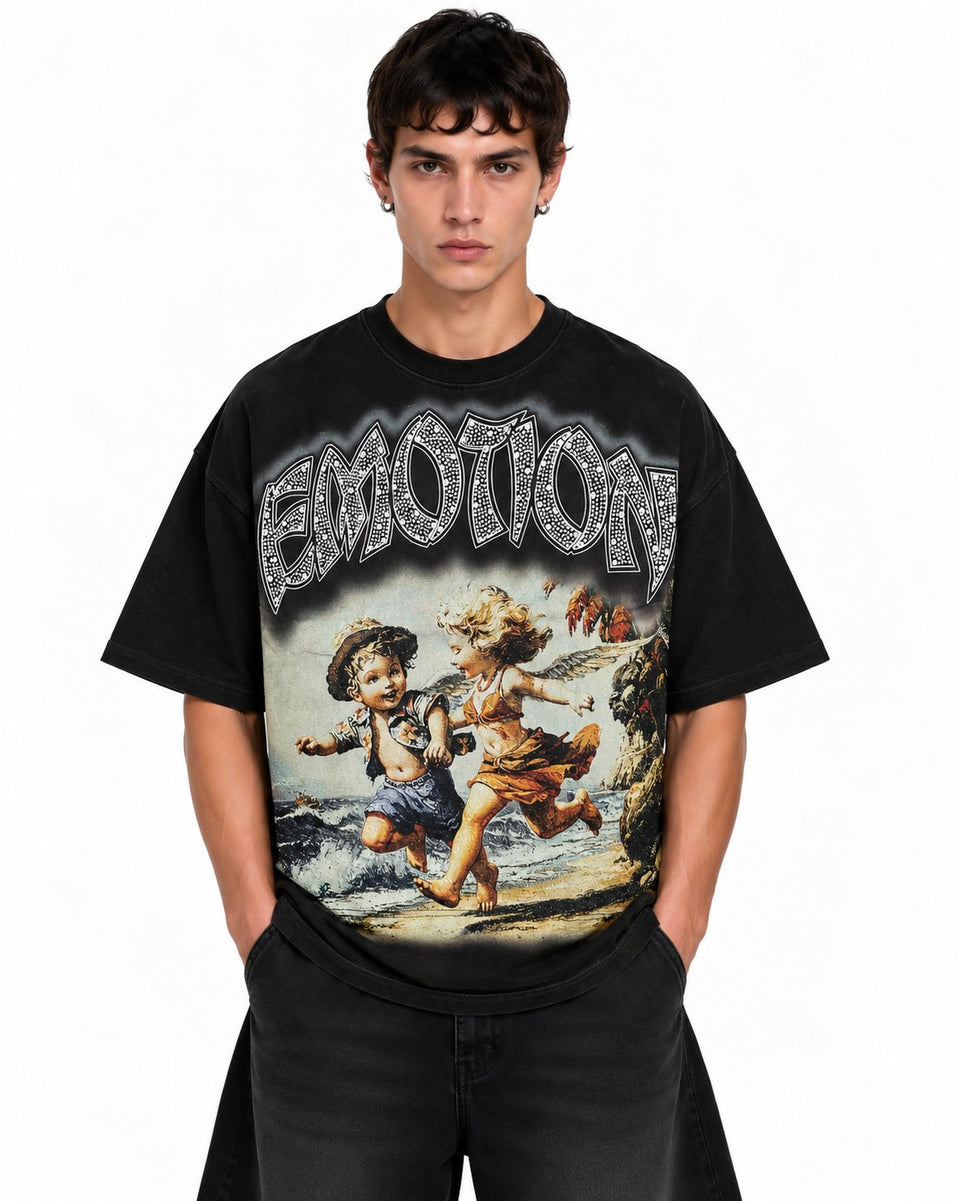 Seaside Rhinestone Tee negra - modelo frente
